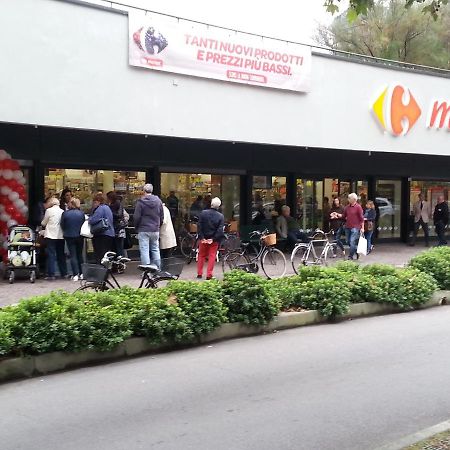Appartamento Deluxe Con Parcheggio Gratuito Segrate Exteriör bild